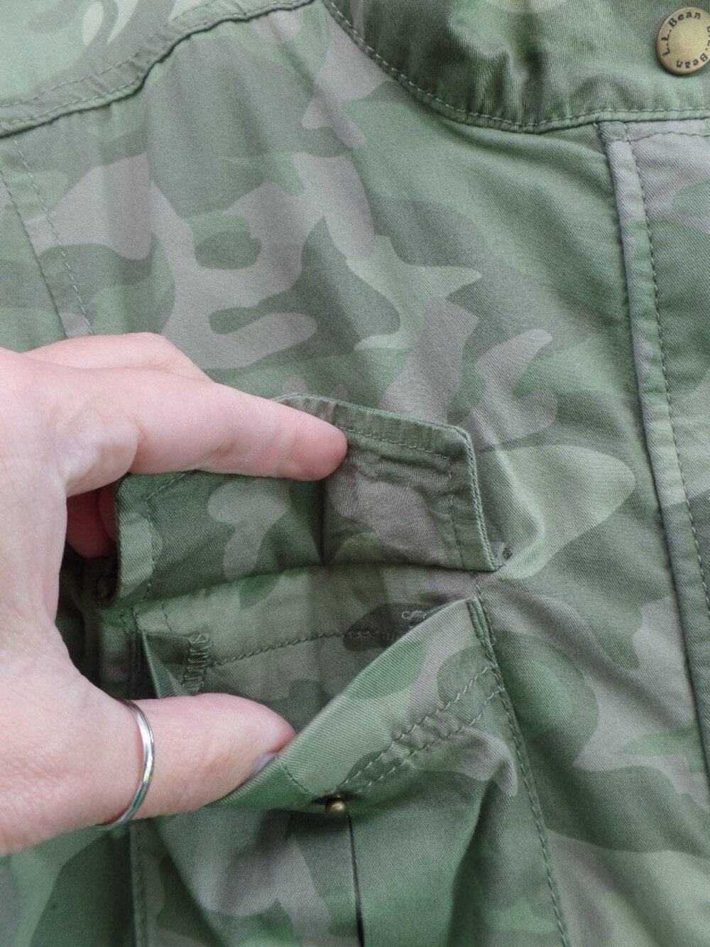 EUC LL Bean XL 18 20 Freeport Field Jacket Lined Camouflage Print Sherpa Lined - Picture 6 of 16